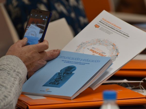 libro de comunicación y educación