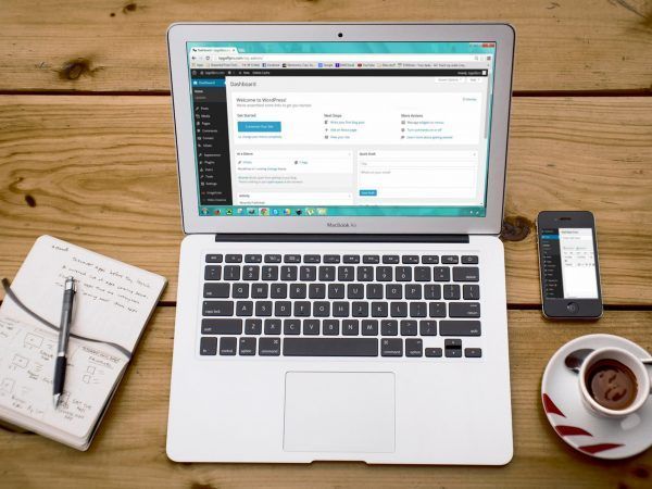 estrategias digitales web para centros educativos