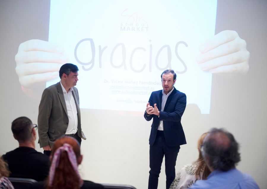 SchoolMarket, la primera agencia de marketing educativo, fundada por Víctor Núñez, y TEKDI, plataforma de formación especializada en marketing y tecnología, fundada por Juan Merodio, han alcanzado un acuerdo de colaboración